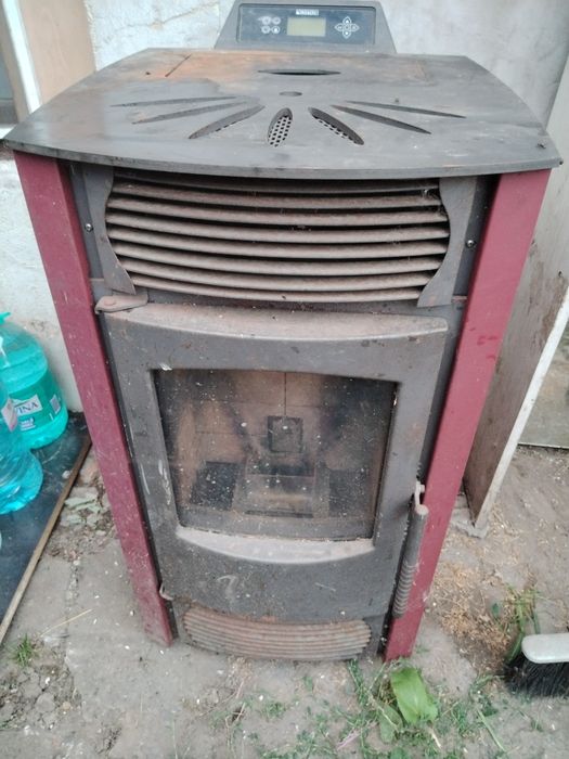 Sobă pe peleți electronică