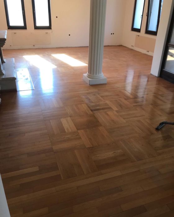 Циклене,лакиране на паркет и дюшеме.