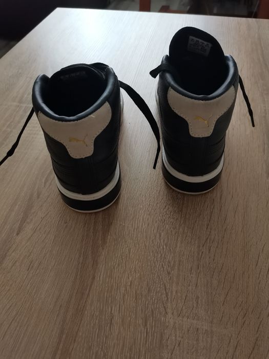 Adidasi copii fete, baieti Puma Cali Star Mid negru cu alb 37,5 Impeca