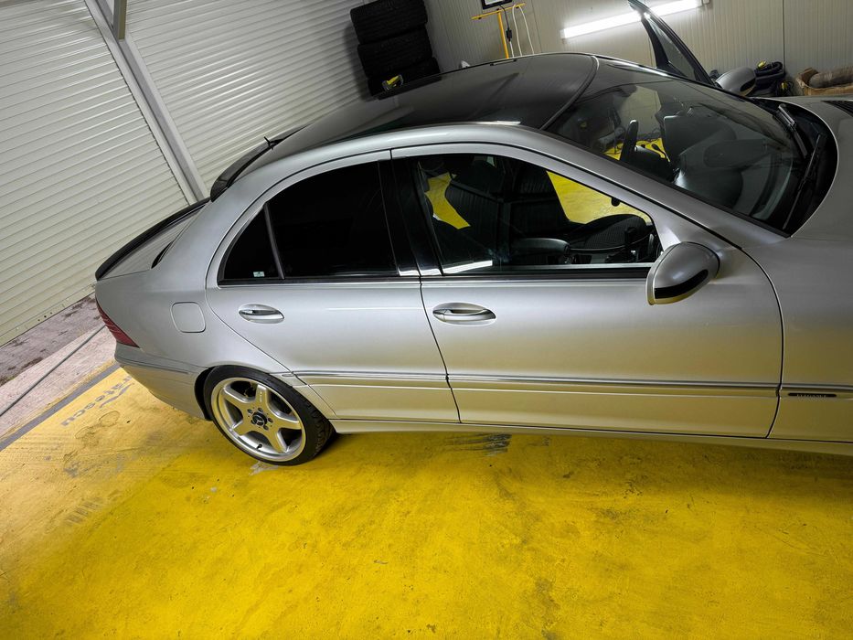 Mercedes Benz c220 CDI  150 CP