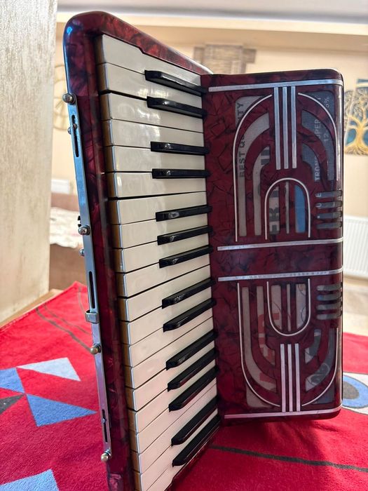 Acordeon Hohner 80 basi