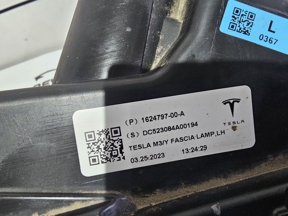 Proiector led stanga Tesla Model 3 / Y FL dupa 2021 cod 1624797-00-A