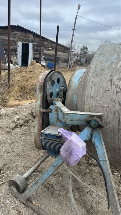 Продам бетономешалку 380 В