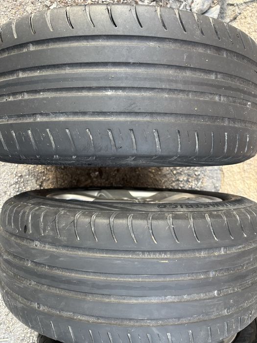 Диски Mercedes вместе с шинами Viatti