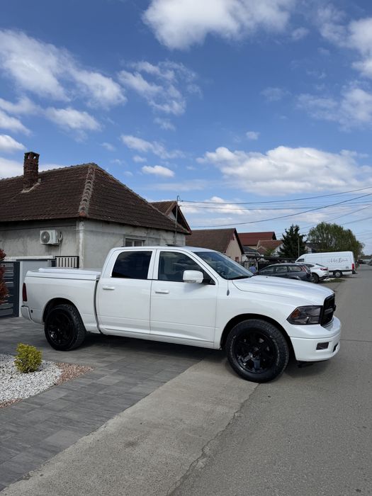 Dodge ram 5.7 Hemi GPL Autoutilitara N1 schimb