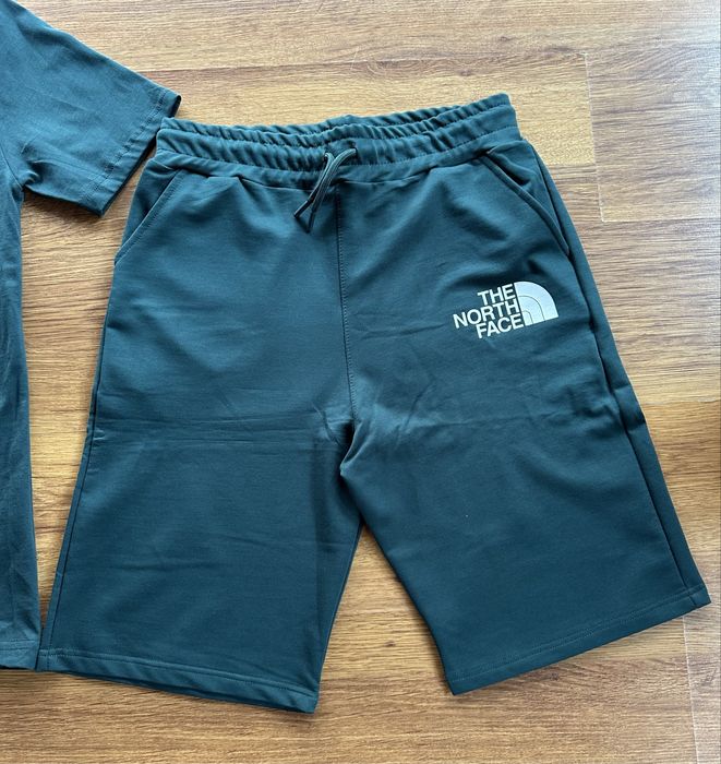 Мъжки,памучен,къс екип The North Face в масленозелено
