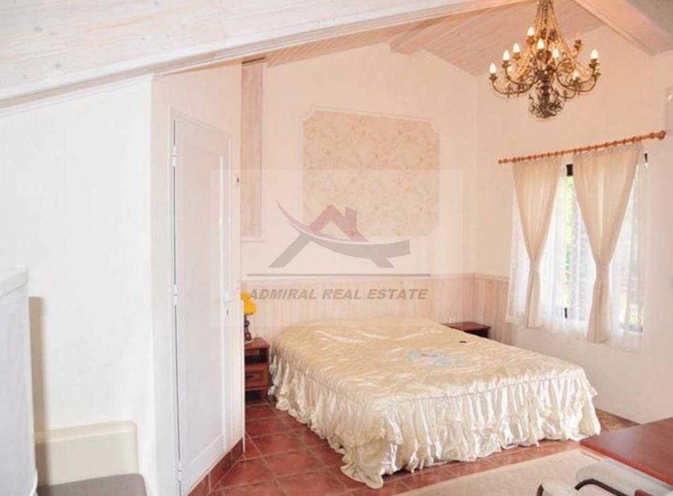 Дава се под наем Едностаен апартамент в Варна, Морска градина - 35 кв.м за 225 € - Снимка #2