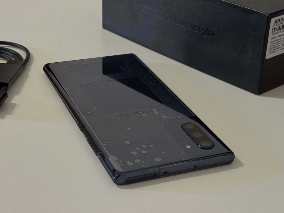 Бартер! НОВ! Samsung Galaxy Note 10+ Plus Аura Black (Черен)
