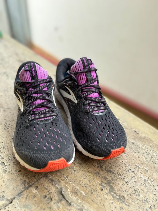 Adidasi dama Brooks Glycerin 17