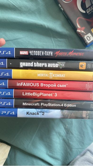 Игры PS4 ПС4 продаю коробки с дисками