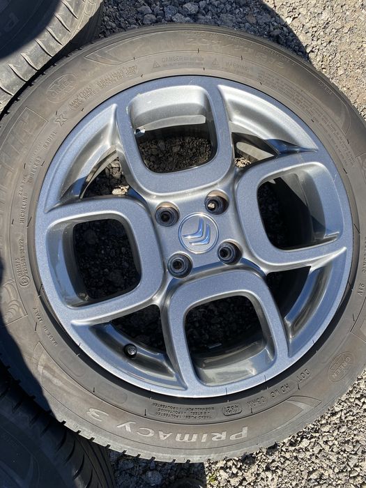 Джанти с гуми 16”,Citroen C4 Cactus/205/55/16
