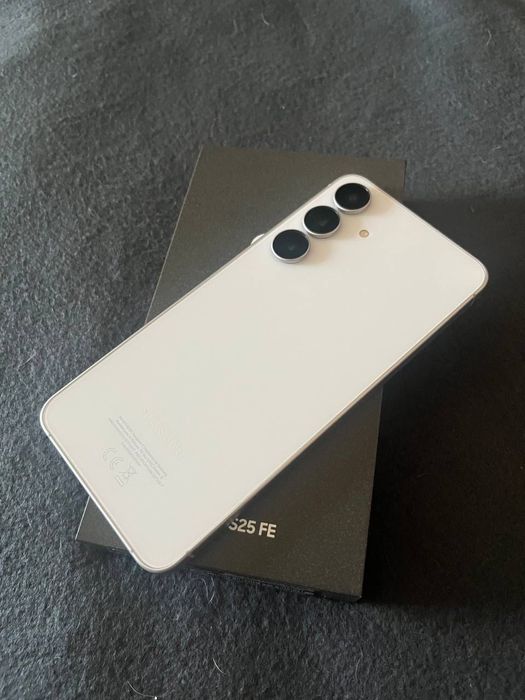 Samsung s25 fe 256гб смартфон