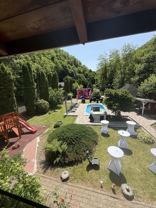 Cabana cu Piscina si Jacuzii  la Valea ierii , libera Revelion