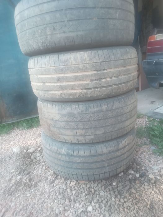 Продам шины летние  17