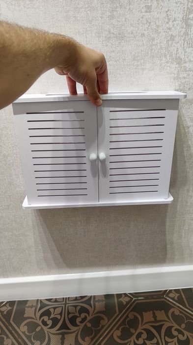 Корпус для настенного крепления роутера