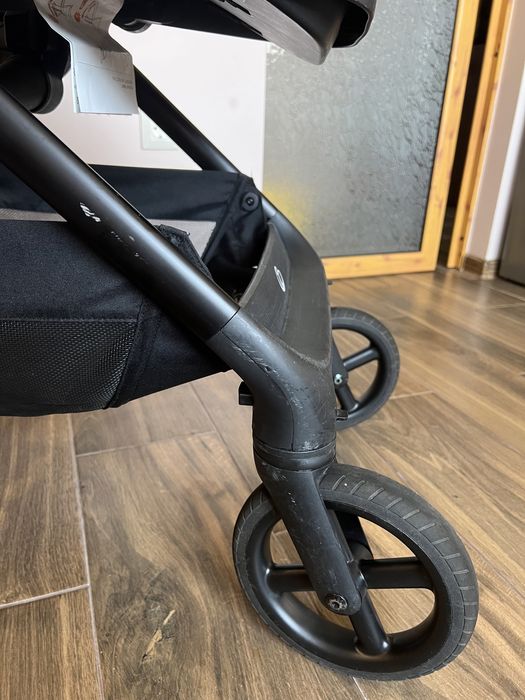 Бебешка количка Stokke Beat