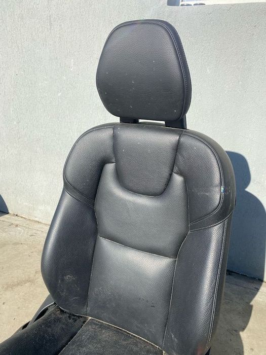 Scaun fata VOLVO XC90 2015-2024