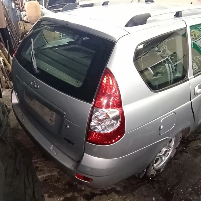 Lada Priora 2171 по запчастям