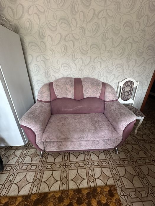 Диван отдам даром