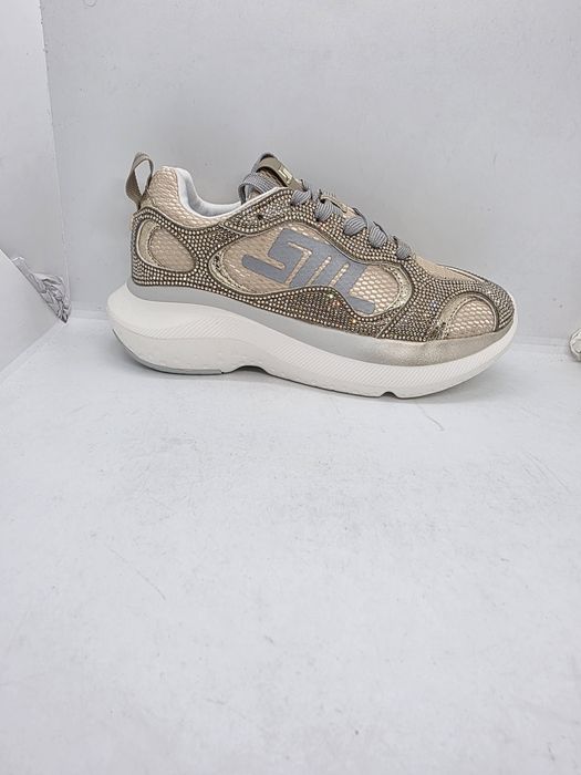 Steve Madden Elevate nr. 37