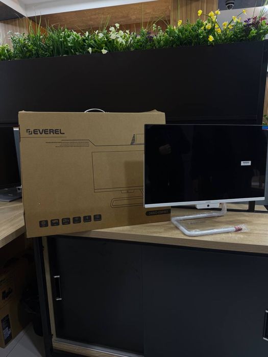 Optom everel 27 Intel core i5