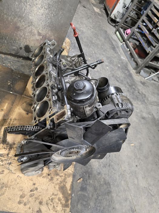 Двигател  М52B25 строук на 2.8л