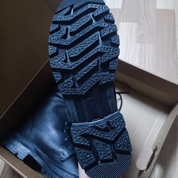 Продам берцы демисезонные