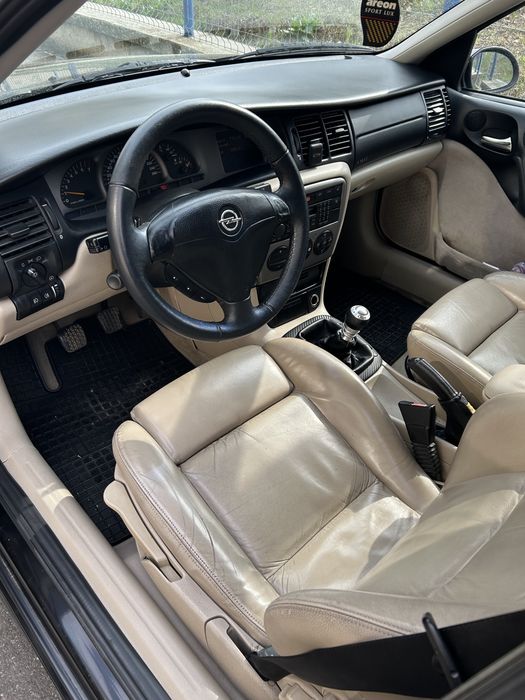 Vand Opel Vectra B 2.5 V6