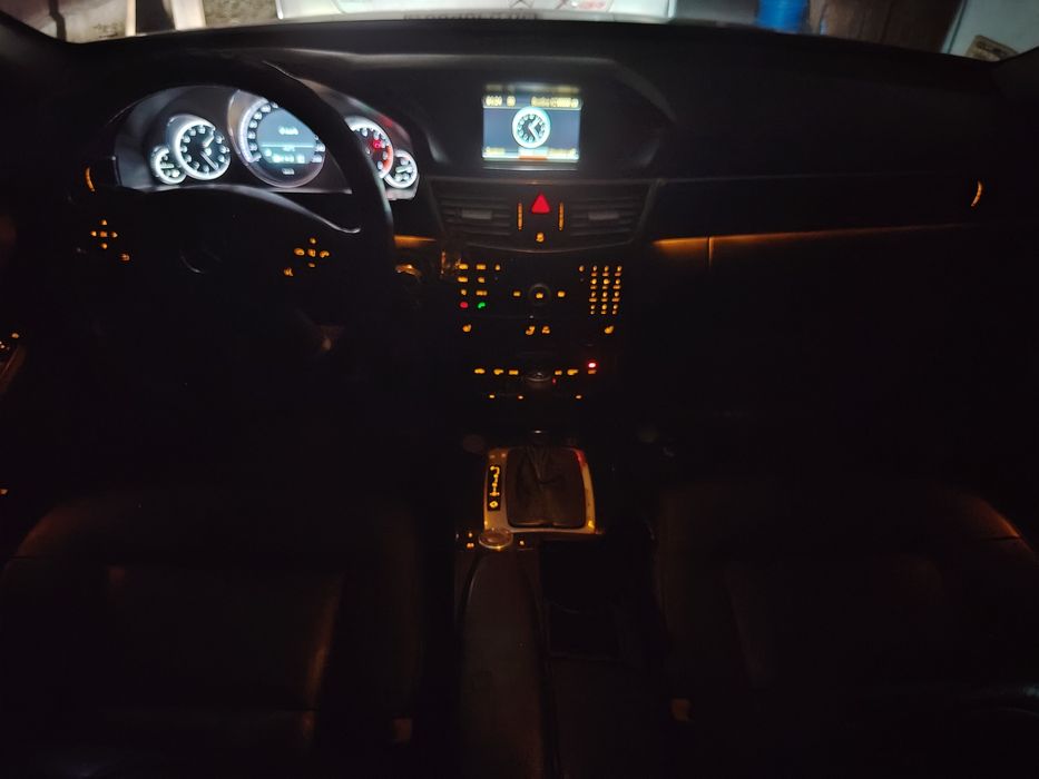 Mercedes benz w212