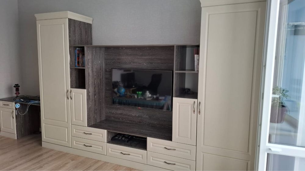 Шкаф + письменный стол