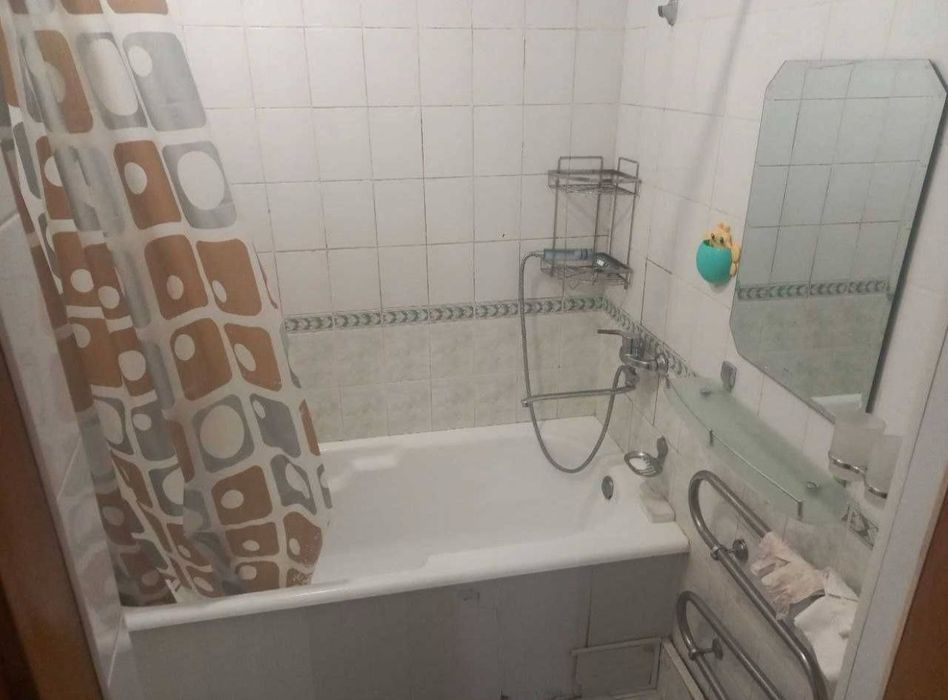 Квартира на Караташ-Медиапарк 4/5/9 общ пл 95м ,балкон 2*6