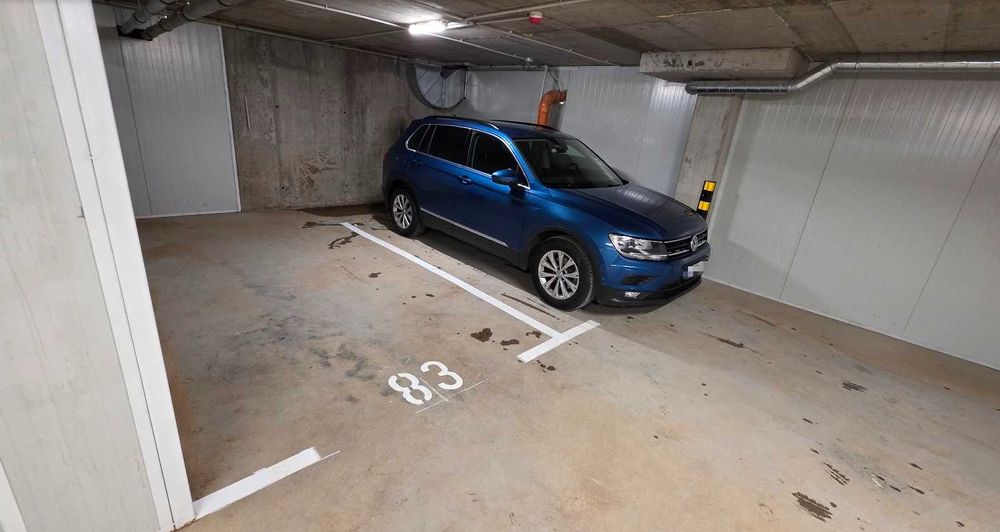 Наем Паркомясто 14 кв.м + Склад 4 кв.м – Малинова долина