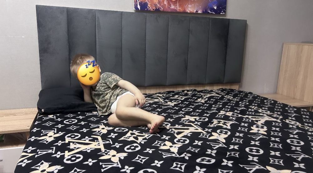 Продам кровать двухспалка + матрас