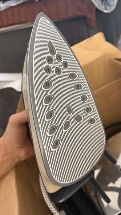 Pioneer Si3005 - гладильная станция / парогениратор , 2800w  4.5бар