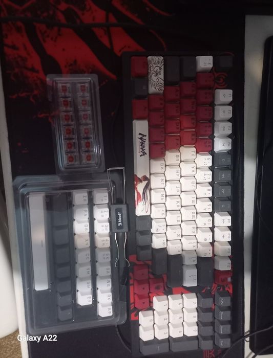 Клавиатура bloody s98 (naraka Edition)