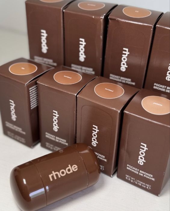 Rhode Pocket Bronze 5.3g кремообразен бронзант Pebble Sip Sunbed Bake Shade Drench Anklet Plunge Оригинален от най-новата колекция