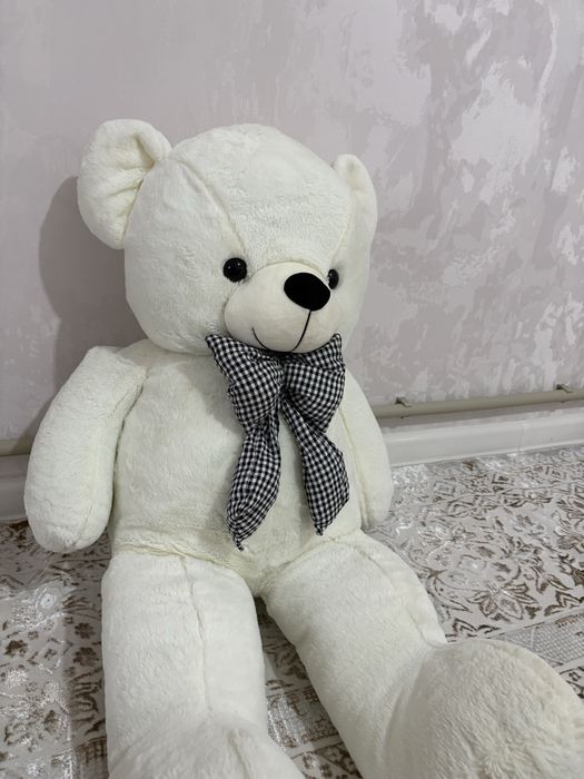 Белый мишка медведь