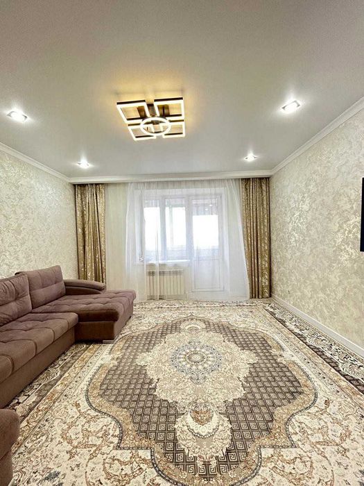 Продам трехкомнатную квартиру