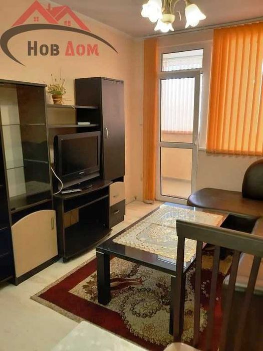 Дава се под наем Двустаен апартамент в Велико Търново, Център - 75 кв.м за 357 € - Снимка #2