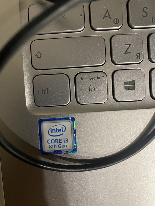 Asus Vivobook s13 X330FA Продам