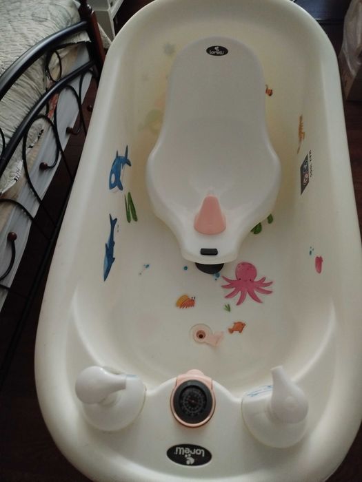 Комплект за къпане Lorelli - Вана с оттичане, подложка, термометър и стойка, 88 cm, бяла