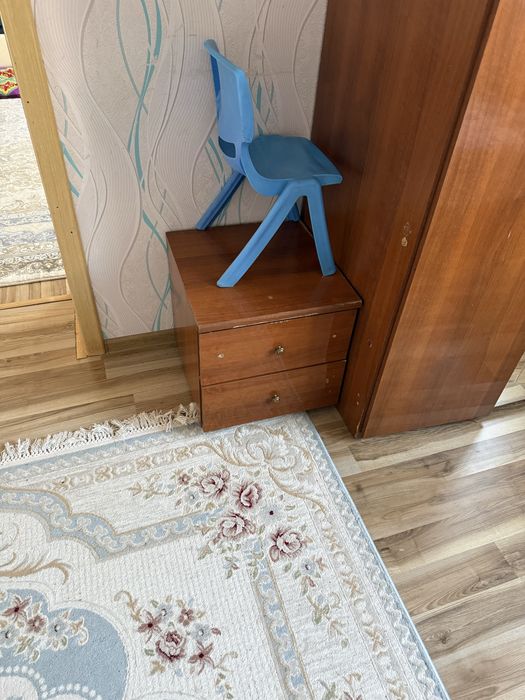 Бу мебель сатылады срочно.Бағасы келісімді.