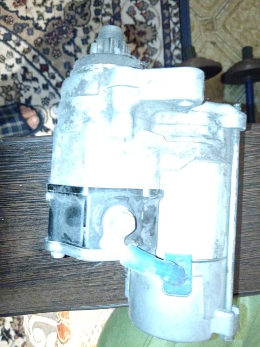 Стартер на Тойота Ланд Крузер