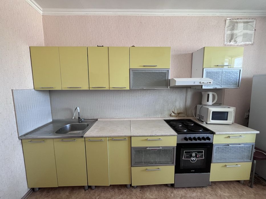 Кухня б/у гарнитур