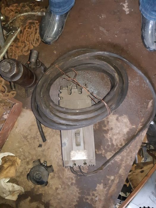 Продаю автомат электрический