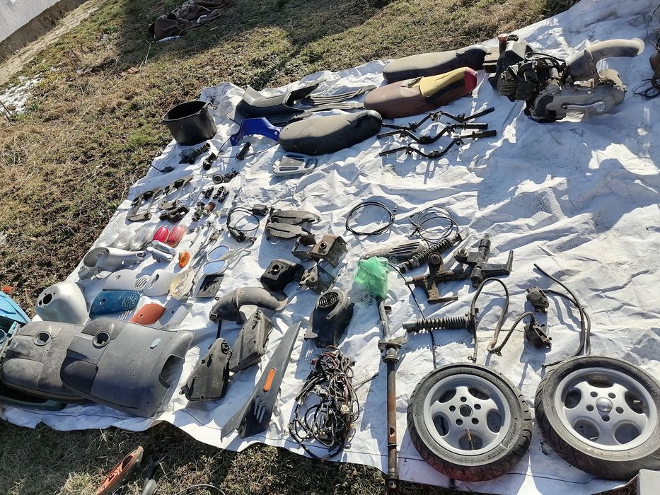 Веспа 50 2т и 50 4т на части