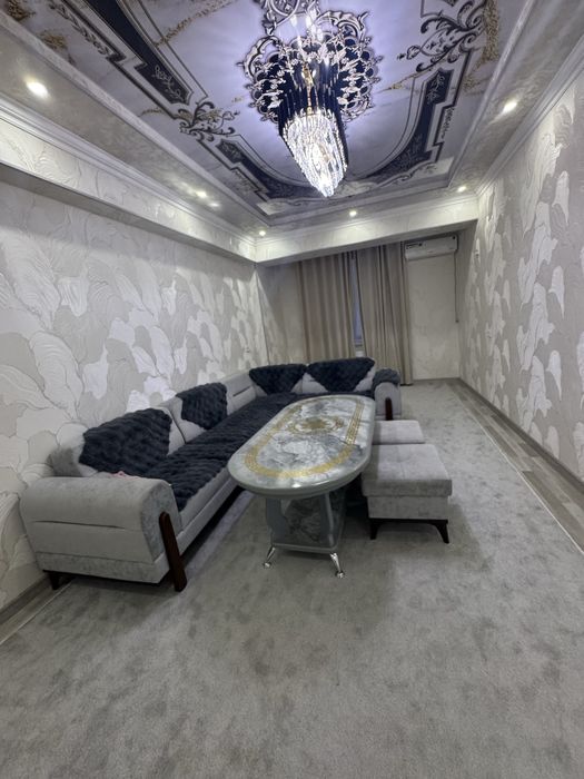 Сдается люкс 2х комнатная квартира Крытый рынок