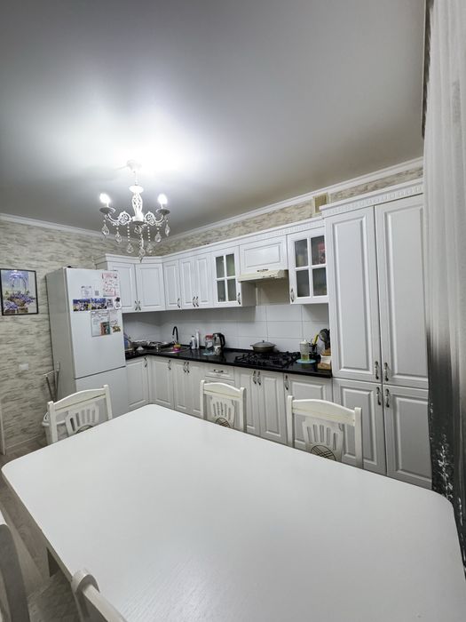 Продам 3 ком квартиру на болашаке