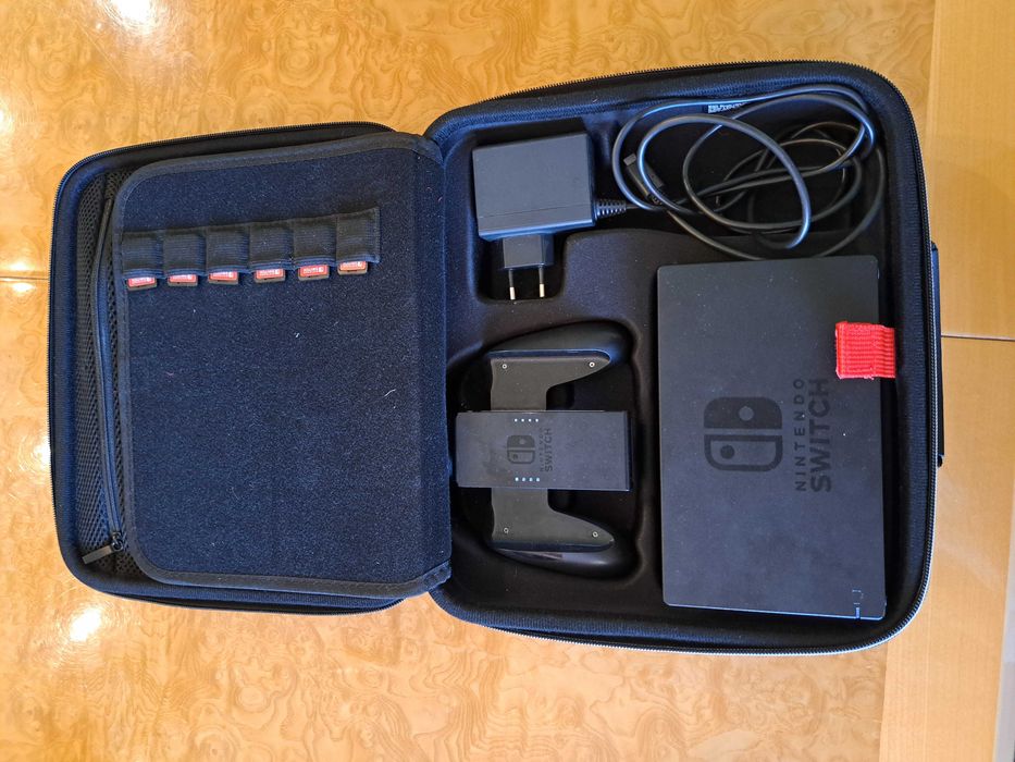 Nintendo Switch с куфарче