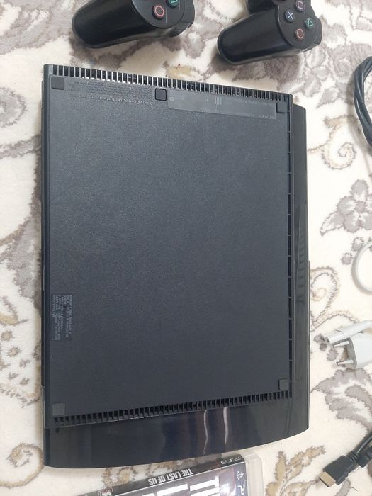 PS3 Super Slim консоль